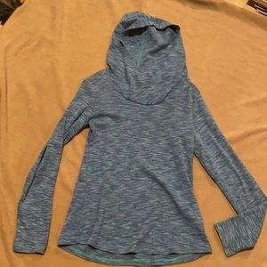 Columbia Pullover Top, Hooded, Women’s Medium, Aqua/Purple.  Good condition.